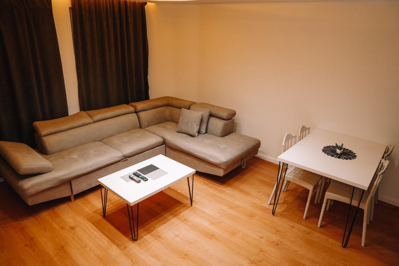 Green Apartments Prishtina 프리슈티나 외부 사진