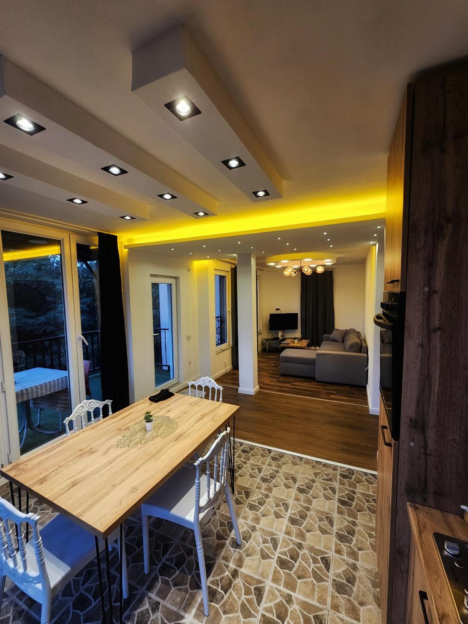 Green Apartments Prishtina 프리슈티나 외부 사진